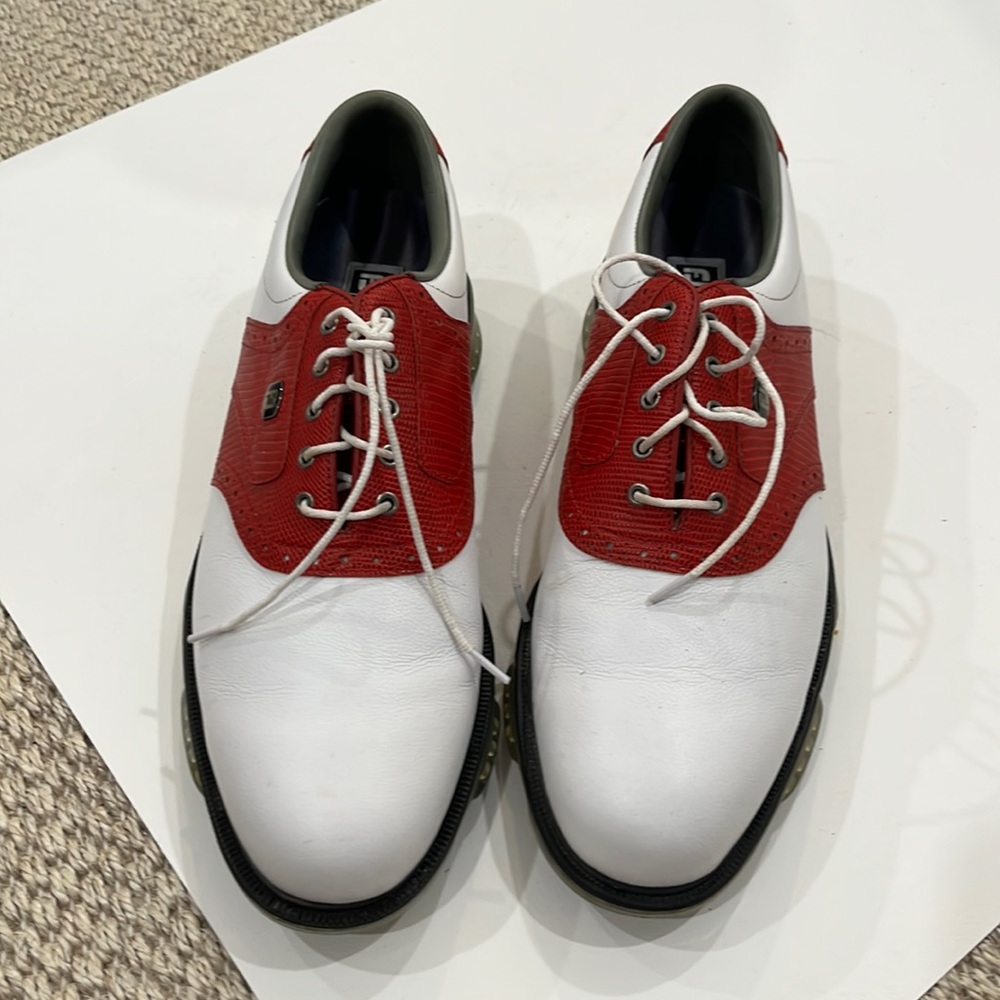 Foot joy golf shoes